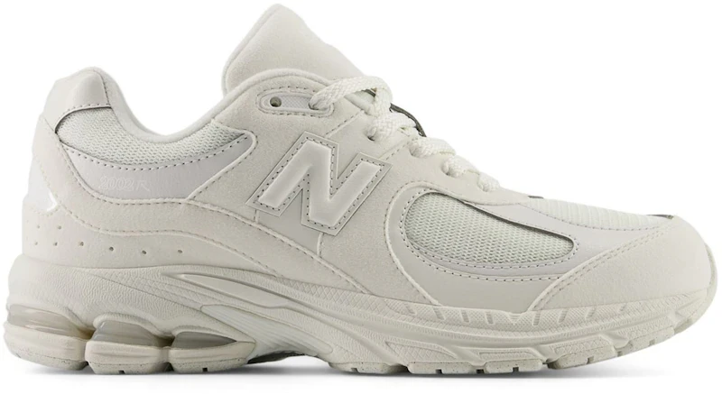 New Balance 2002R Sea Salt Metallic Reflection (GS)