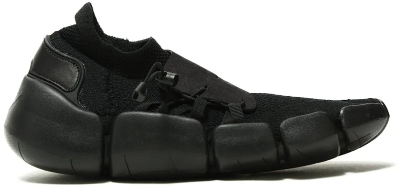 Nike Footscape Flyknit DM Triple Black
