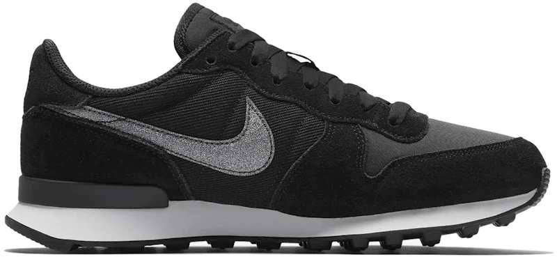 Nike Internationalist Black (Women's)