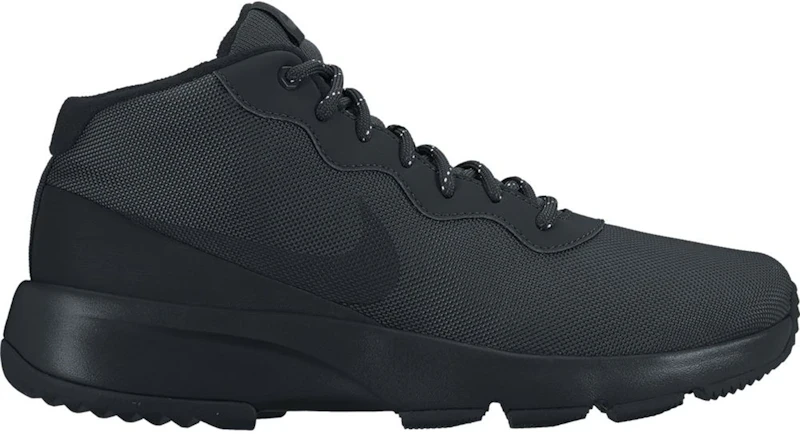 Nike Tanjun Chukka Water Resistant Black