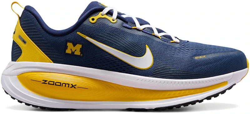 Nike Vomero 18 Michigan