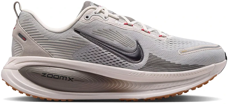 Nike Vomero 18 Now & Then Pack