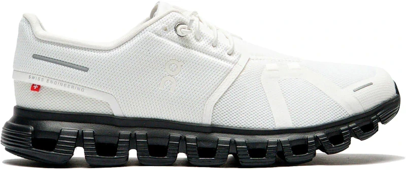 On Running Cloud 6 White Black