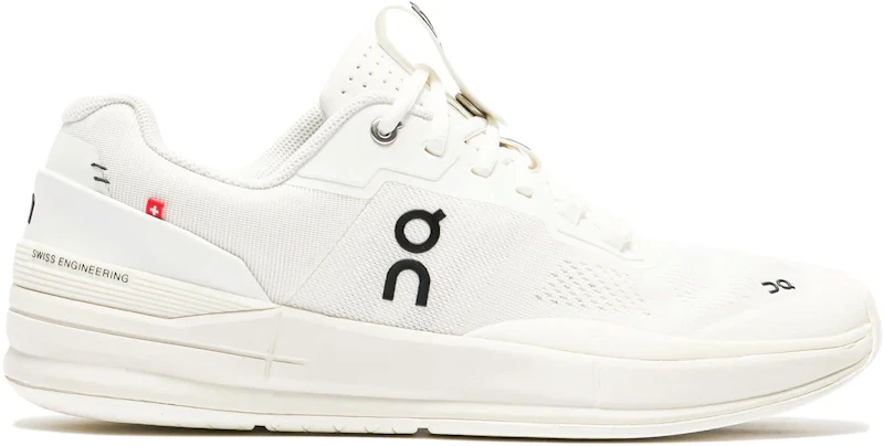 On The Roger Pro Undyed White Black